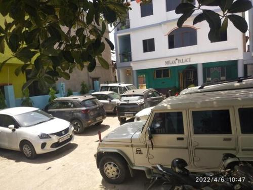 Milan Palace Deoghar,,1 star