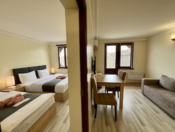 the hill guest house