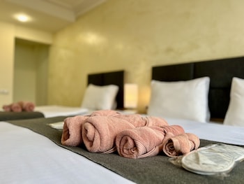 the hill guest house