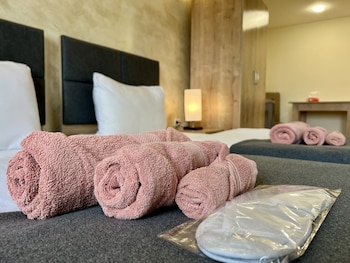 the hill guest house