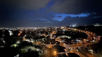 the hill guest house