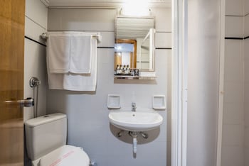 arahova inn hotel