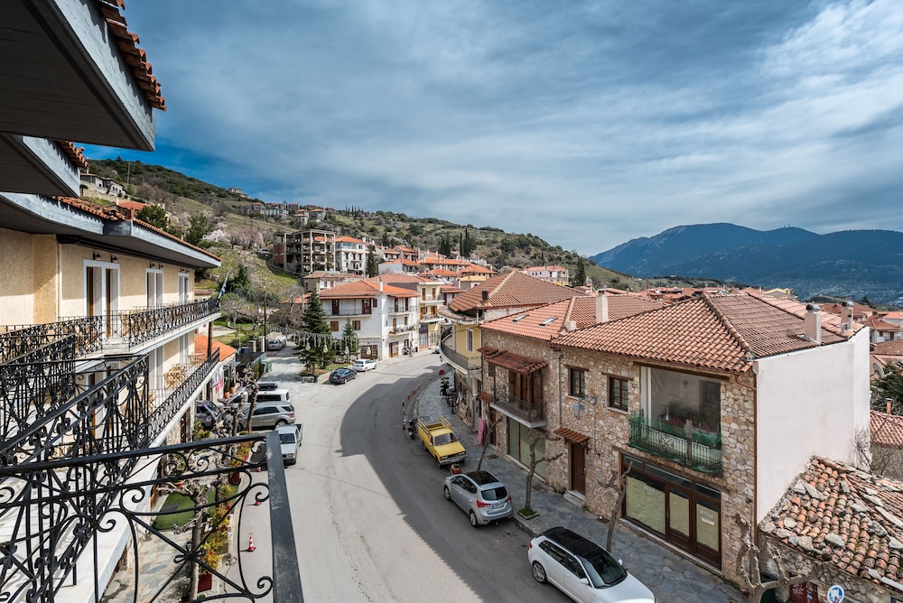 arahova inn hotel