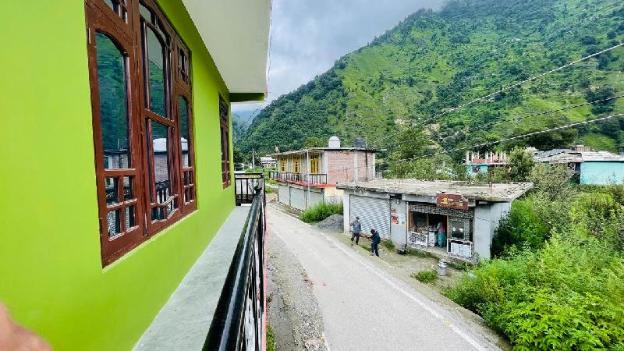 shabnam river view home stay