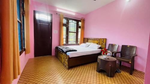 shabnam river view home stay