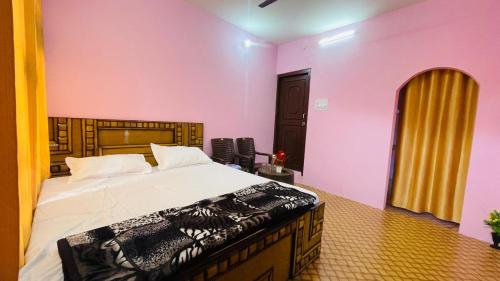 shabnam river view home stay
