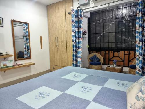 172 lbs a boutique guest house