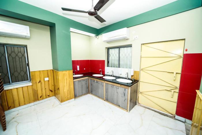 rishika ac banquet and guest house