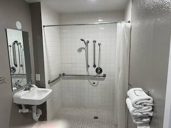 Motel 6 Arcata, Ca - Cal Poly Humboldt,Arcata>>Arcadia,2 star