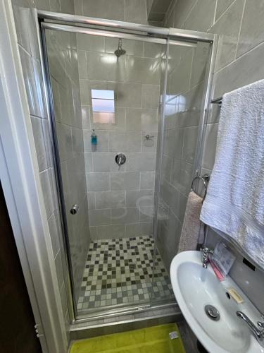 mohlakeng guest house