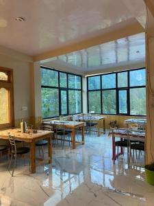 Majestic Mountain Bhaiji Guest House,,0 star