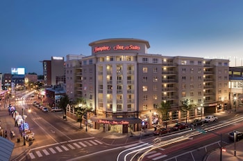 hampton inn and suites memphis beale street
