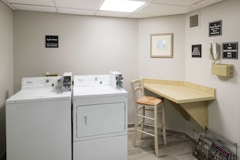 hampton inn and suites memphis beale street