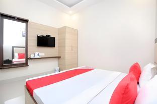 forever inn hotel near golden temple