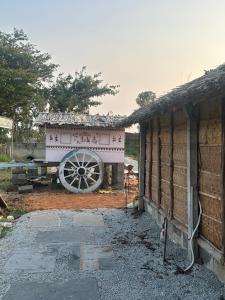 the gravity cafe a unit of staychillhampi