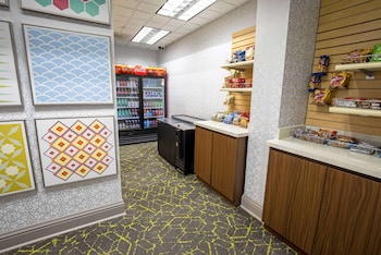 wingate by wyndham lafayette airport