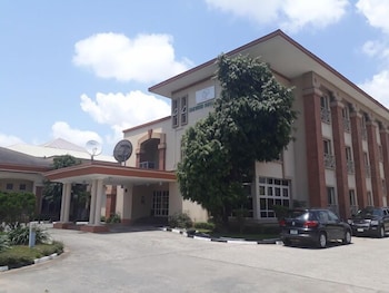 oakwood park hotel lekki