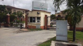 oakwood park hotel lekki