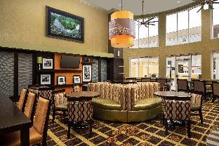 hampton inn and suites lake city