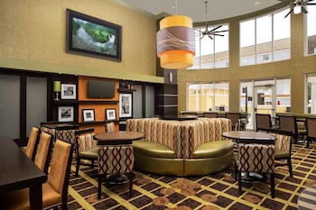 Hampton Inn & Suites Lake City,Florida>>Lake City,3 star