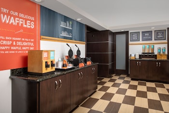 hampton inn and suites lake city