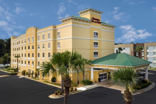hampton inn and suites lake city