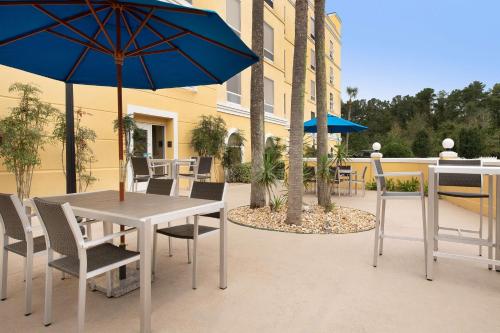 hampton inn and suites lake city