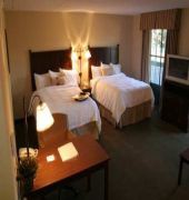 hampton inn and suites lake george