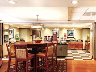 Hampton Inn & Suites Lake George,New York>>Lake George,3 star