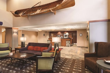 hampton inn and suites lake george
