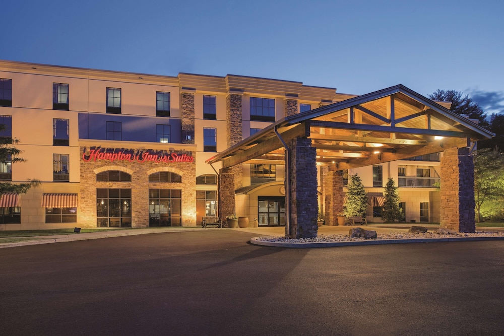 hampton inn and suites lake george