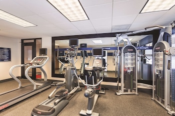 hampton inn and suites lake george