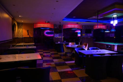 abjad crown hotel