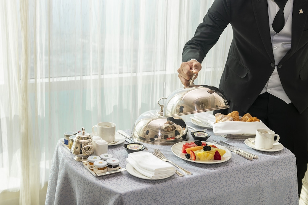 the st regis abu dhabi