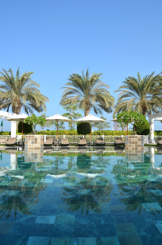 the st regis abu dhabi