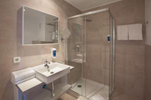 tui blue rocador adults only