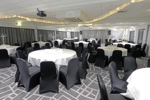 village hotel birmingham dudley