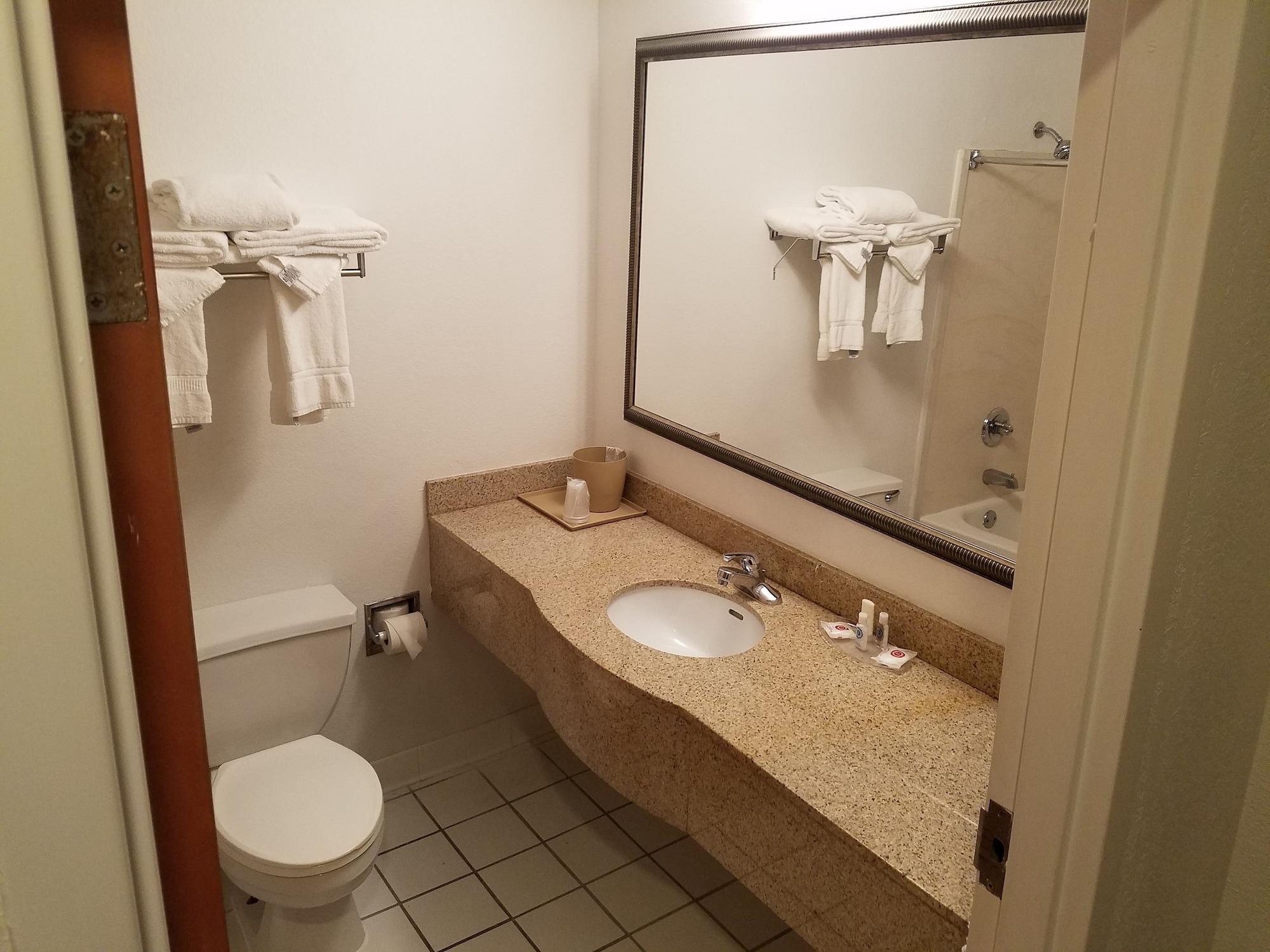 spark by hilton duluth