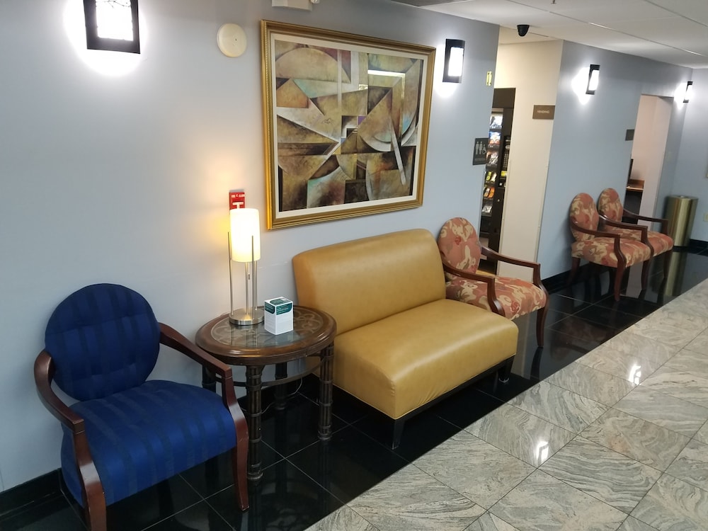 spark by hilton duluth