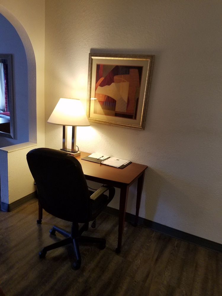 spark by hilton duluth