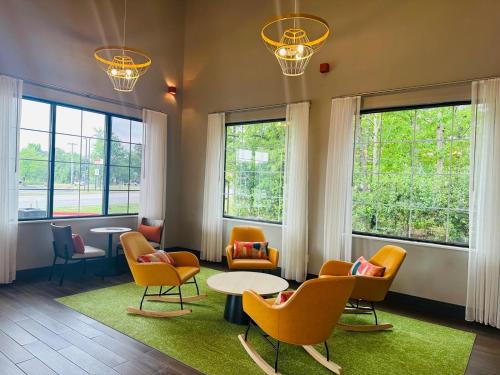 spark by hilton duluth