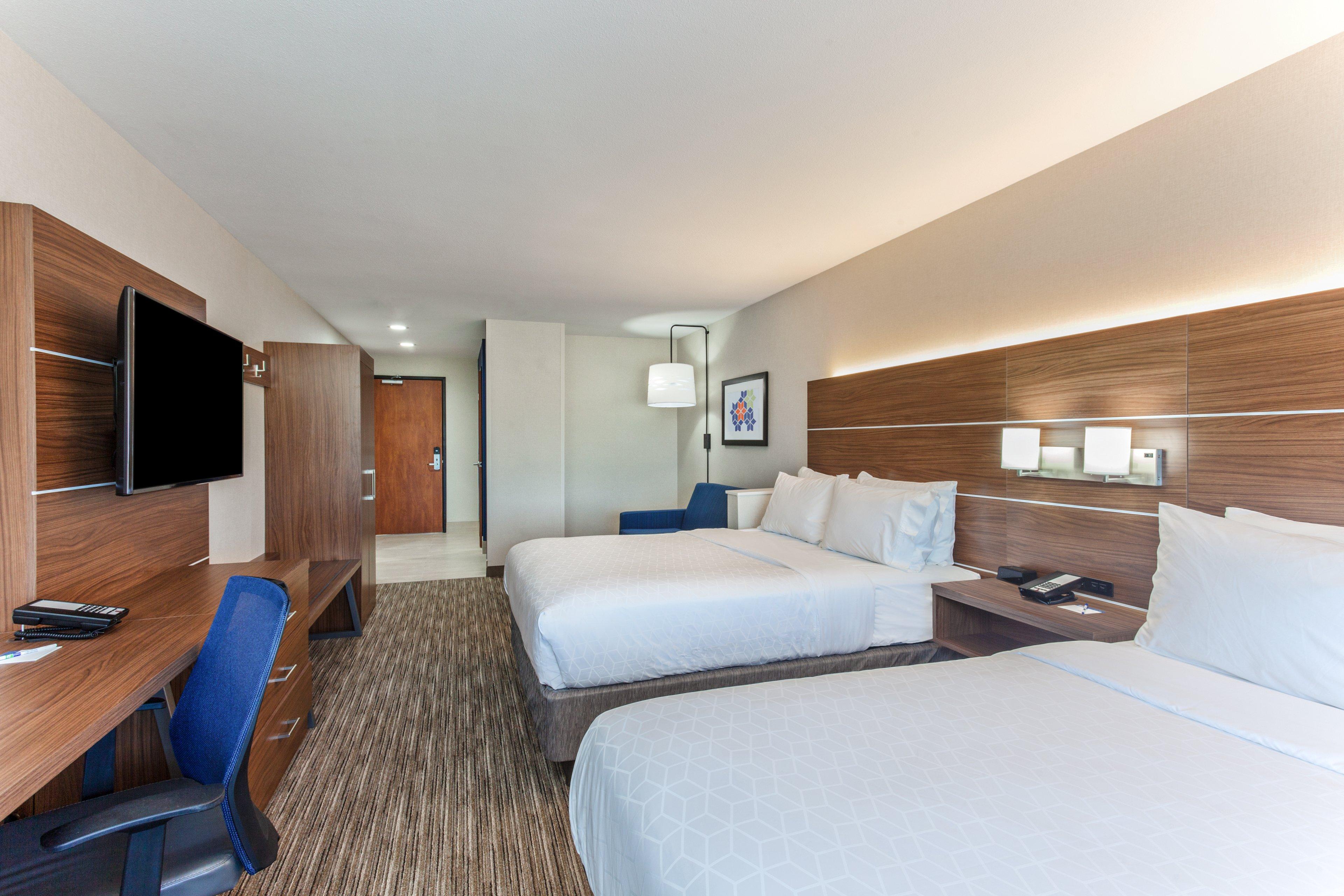 holiday inn express and suites elk grove west i 5