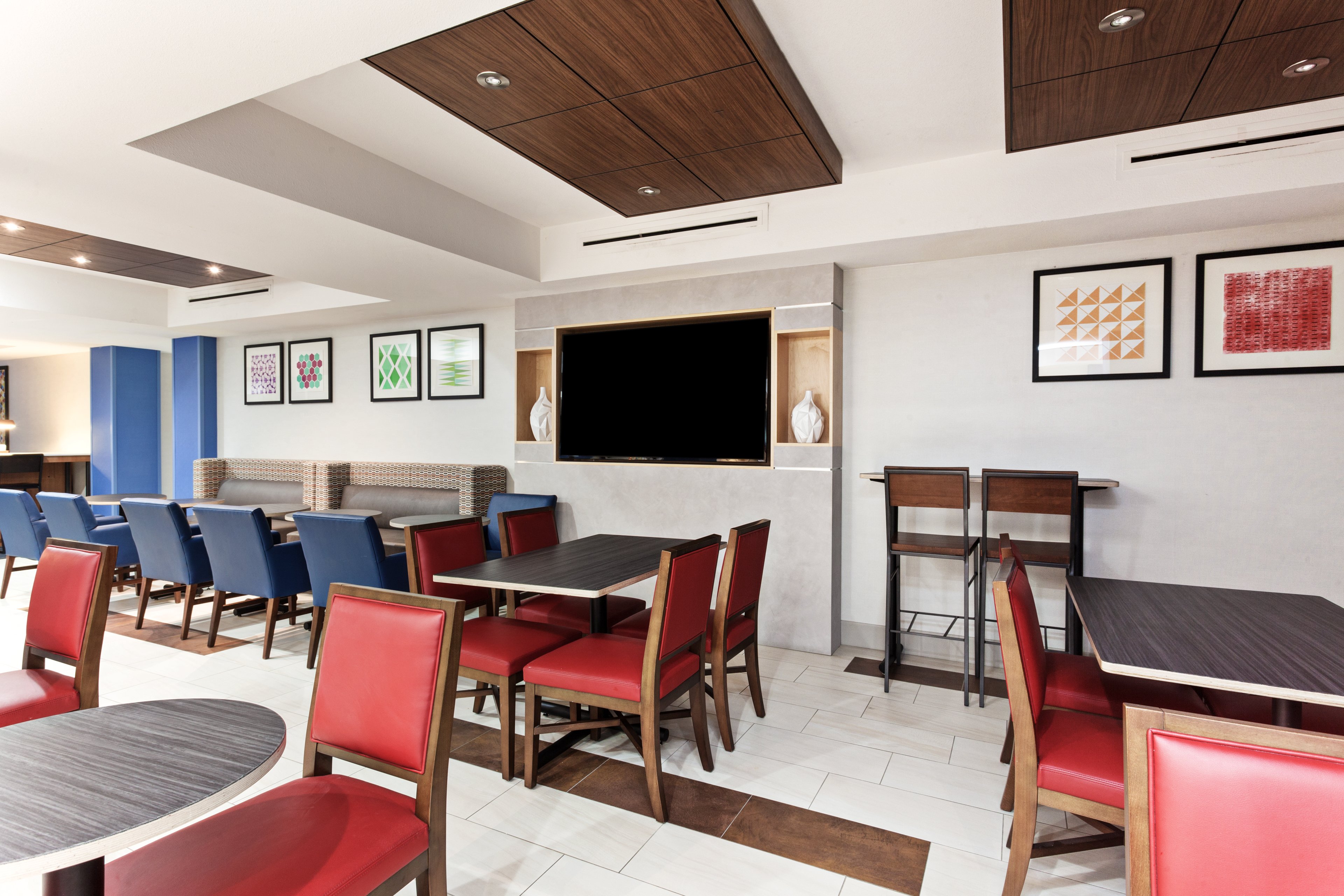 holiday inn express and suites elk grove west i 5
