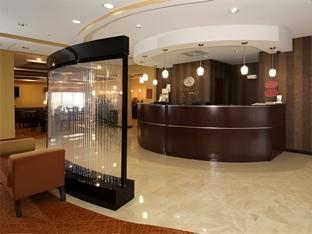 holiday inn express and suites elkton university area