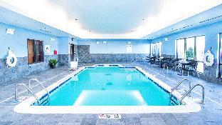 holiday inn express and suites elkton university area