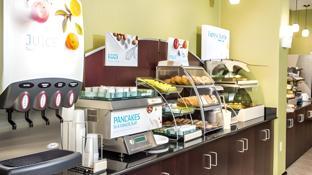 holiday inn express and suites elkton university area
