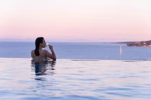 avalon palace hotel adults only