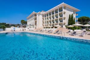 avalon palace hotel adults only
