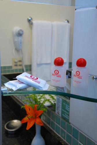 hotel differential flat