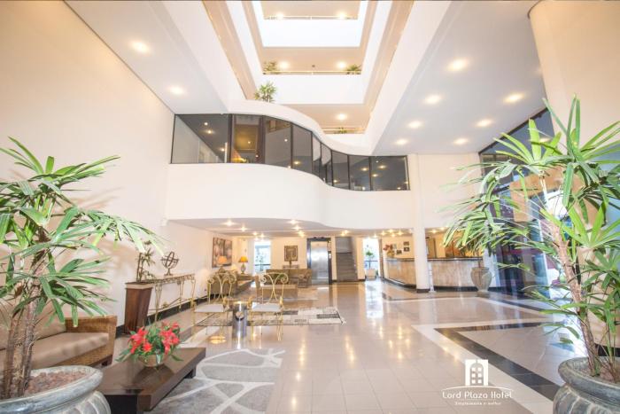lord plaza hotel